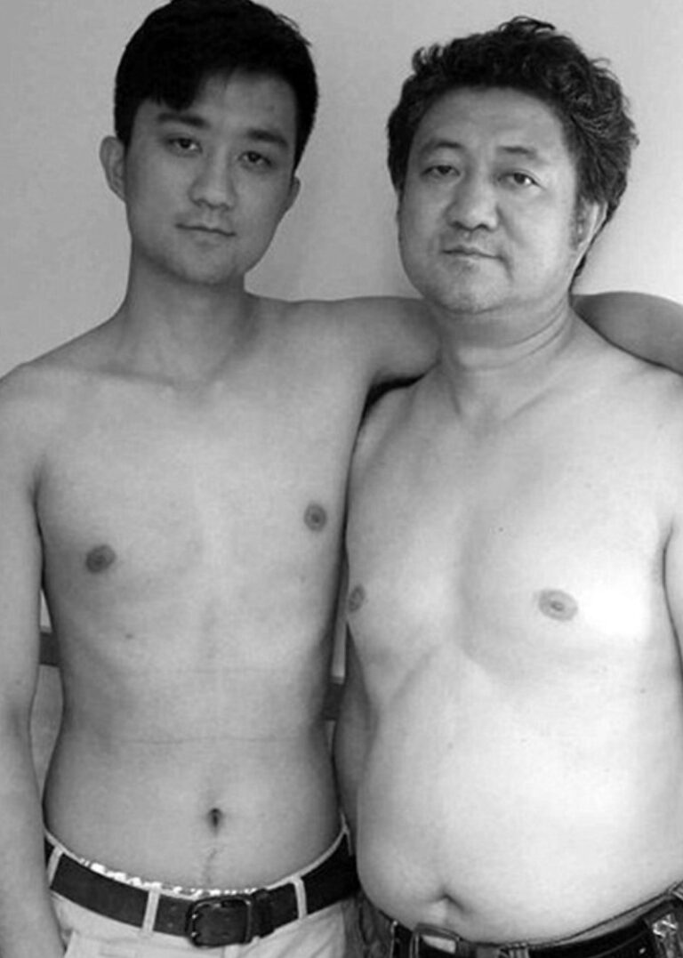 Padre e hijo se toman la misma fotografía durante 29 años 